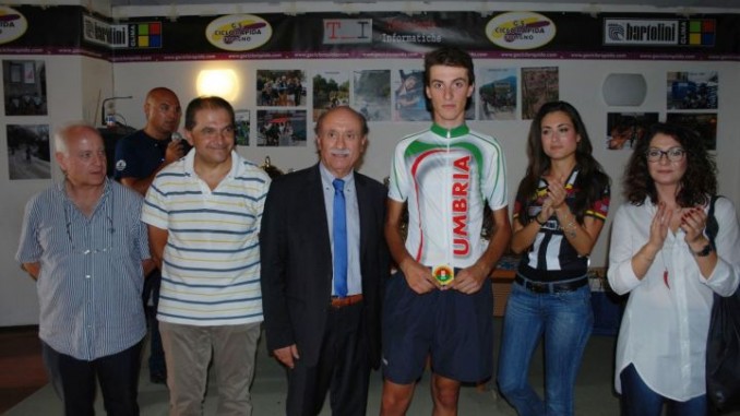 Ciclismo, Doppio colpo di Lanzano alla Cronoscalata degli Ulivi