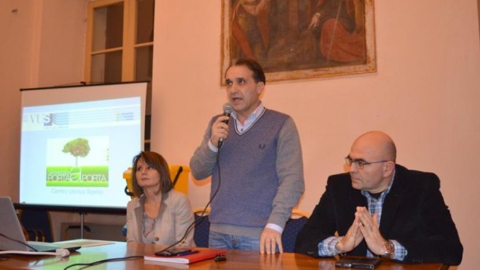 Foto incontro2 Raccolta differenziata centro storico Spello, al via la fase dell’informazione e della partecipazione