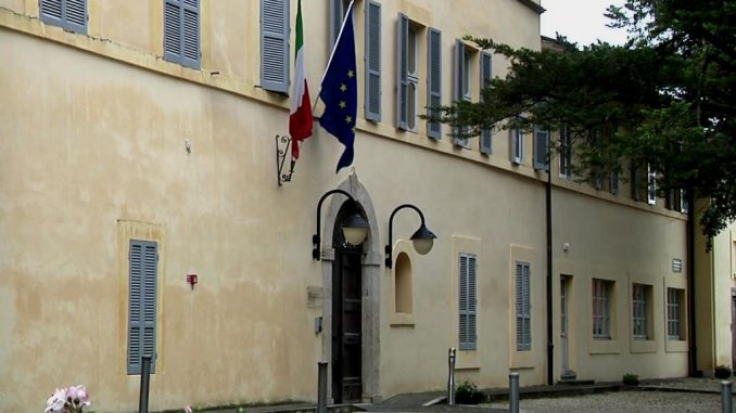 Società pubbliche Villa Umbra incontro, evitare sprechi e mantenere servizi [VIDEO]
