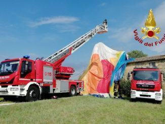 Nessuno ferito nell'equipaggio, mongolfiera atterra su una casa a Cannara