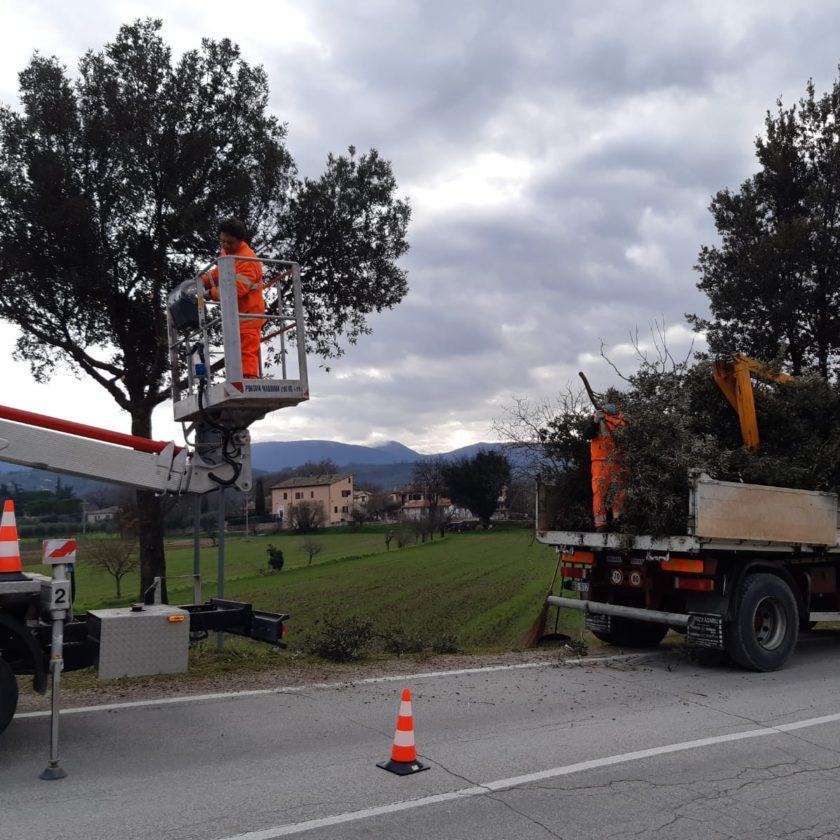 Spello: In corso i lavori di manutenzione ordinaria nel territorio comunale