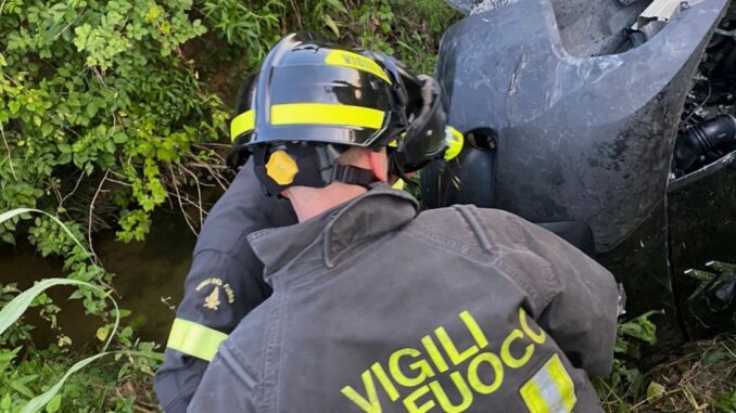 Incidente sulla strada di Cannara: tre giovani donne coinvolte