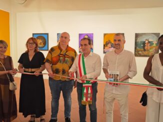 Spello, mostra “Cromatismi” di Martinelli al Comune